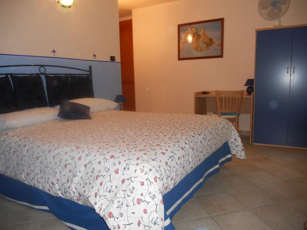 B&B Renzano Bedrooms Saló Exterior foto